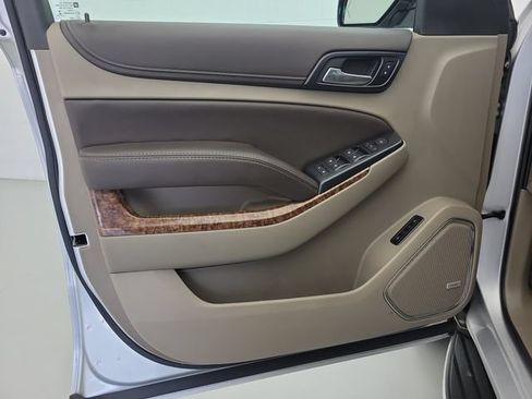 Used 2016 Chevrolet Tahoe LTZ RWD image 19