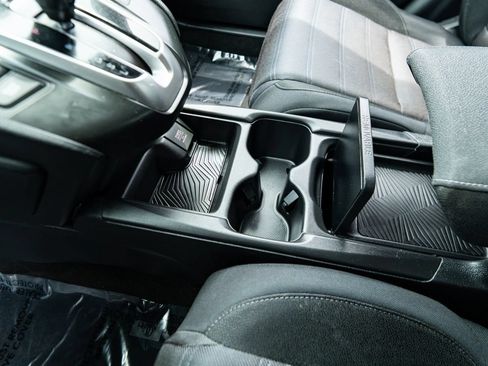 Used 2018 Honda CR-V LX image 43