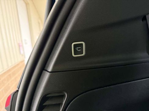 New 2026 Chrysler Pacifica Select image 33