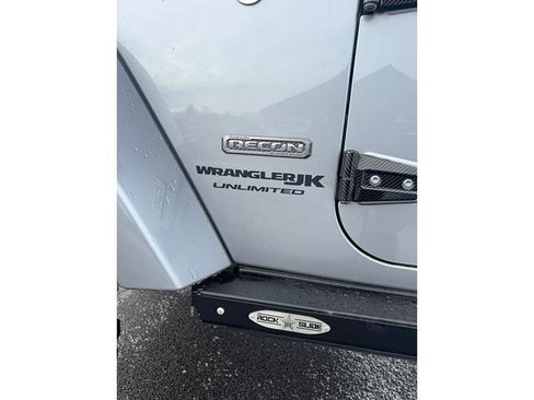 Used 2018 Jeep Wrangler Unlimited Rubicon w/ Dual Top Group image 12
