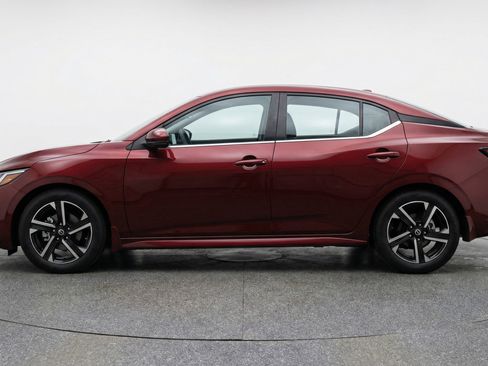 Used 2025 Nissan Sentra SV FWD image 5