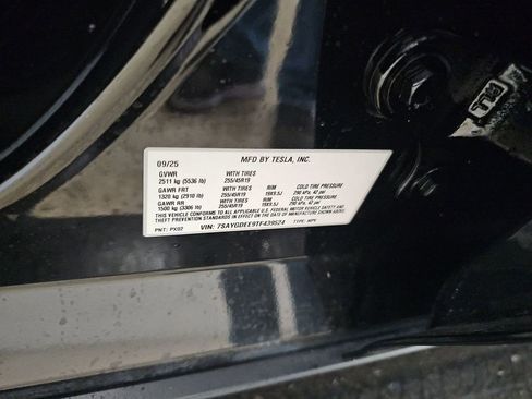 Used 2026 Tesla Model Y Long Range image 17