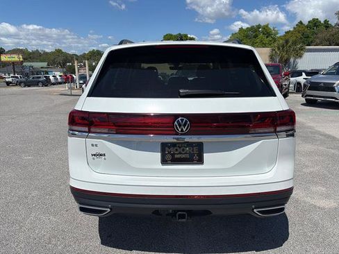New 2026 Volkswagen Atlas SE FWD image 7