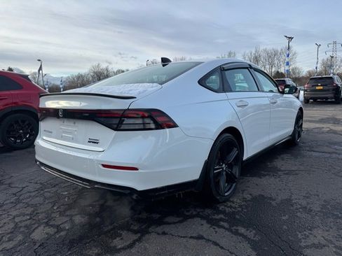 Used 2024 Honda Accord Sport image 2