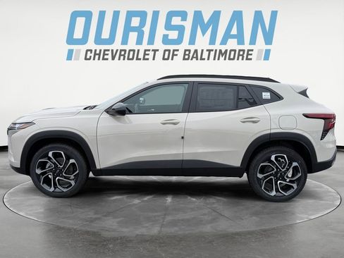 New 2026 Chevrolet Trax RS w/ Sunroof Package image 3