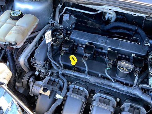 Used 2012 Ford Focus SEL image 31