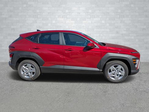 New 2026 Hyundai Kona SE image 4