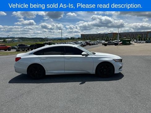 Used 2018 Honda Accord Sport image 5