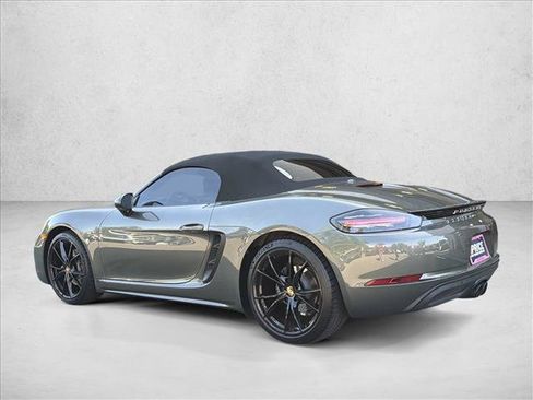 Used 2025 Porsche 718 Boxster RWD image 7