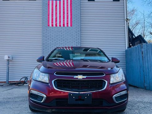 Used 2016 Chevrolet Cruze LT image 3