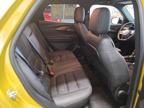 Used 2023 Chevrolet TrailBlazer RS w/ Convenience Package AWD/4WD image 13