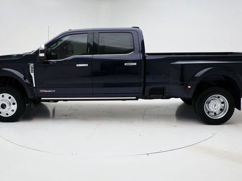 Used 2024 Ford F450 Platinum image 7