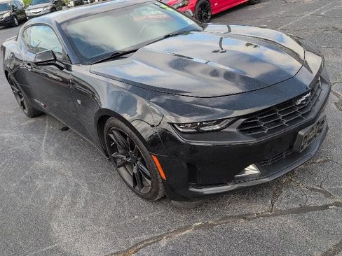 Used 2019 Chevrolet Camaro LT w/ RS Package RWD image 2