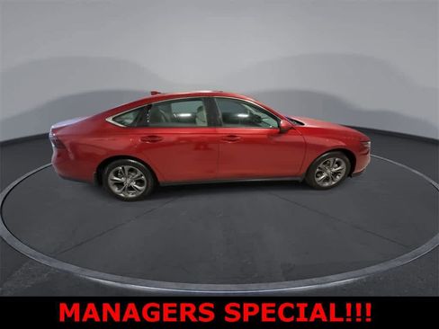 Used 2023 Honda Accord EX image 9