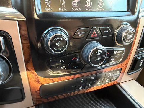 Used 2015 RAM 1500 Laramie Longhorn w/ Convenience Group image 39