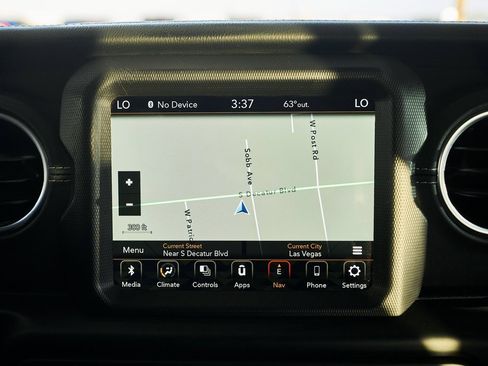 Used 2022 Jeep Wrangler Unlimited Sahara image 54