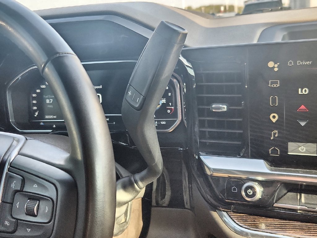 Used 2025 GMC Sierra 3500 SLE w/ SLE Value Package AWD/4WD image 23