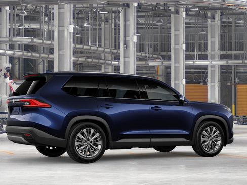 New 2026 Toyota Grand Highlander Platinum image 11