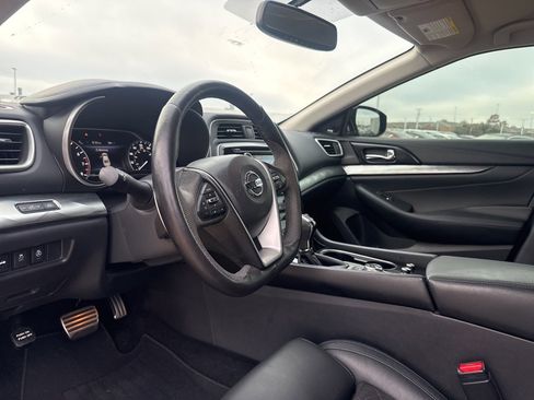 Used 2018 Nissan Maxima SR w/ Midnight Edition image 25