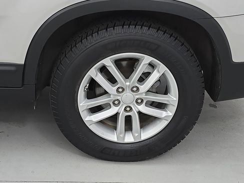 Used 2014 Kia Sorento LX image 30