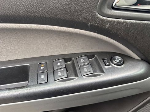 Used 2018 Chevrolet Colorado LT image 10