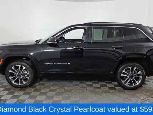 Used 2023 Jeep Grand Cherokee Overland w/ Luxury Tech Group IV image 5