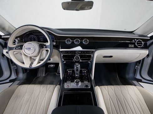 Used 2020 Bentley Flying Spur W12 w/ First Edition Specification image 24