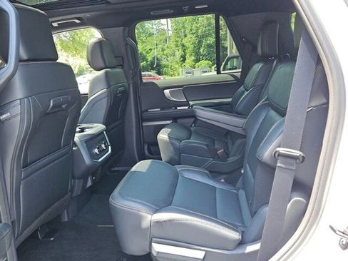 New 2025 Ford Expedition Tremor image 7