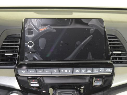 New 2026 Honda Odyssey EX-L image 12