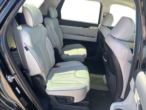 Used 2024 Hyundai Palisade Calligraphy image 28