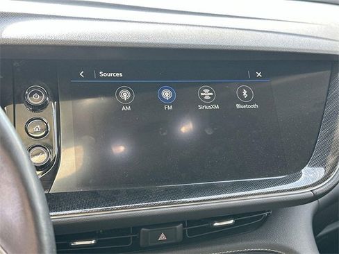 Used 2022 Buick Envision Essence w/ Safety Package image 12