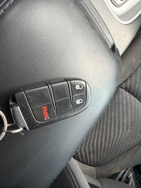 Used 2018 Dodge Journey SE w/ Popular Equipment Group FWD image 31