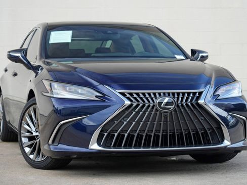 Used 2025 Lexus ES 350 Ultra Luxury w/ Accessory Package (Z1) FWD image 4