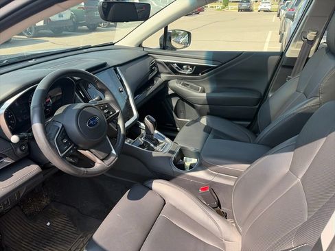 Used 2021 Subaru Outback Limited AWD/4WD image 4