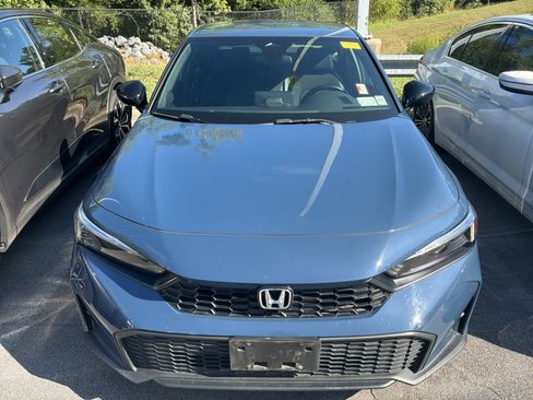 Used 2025 Honda Civic Sport image 2