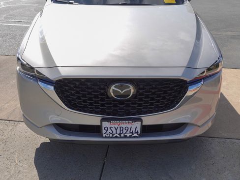 Used 2025 MAZDA CX-5 AWD 2.5 S w/ Preferred Package image 3