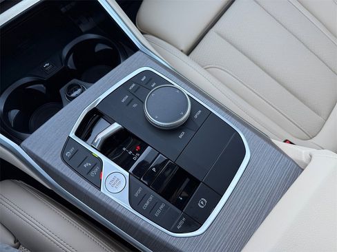 Certified 2025 BMW 330i xDrive Sedan w/ Premium Package image 26