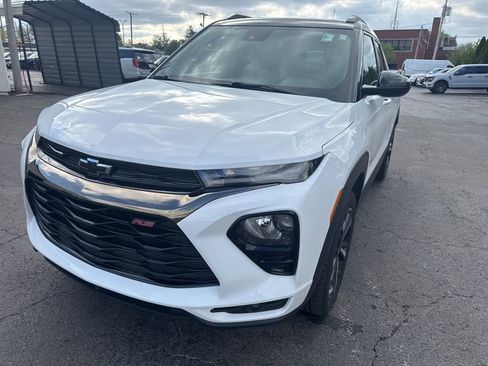 Used 2023 Chevrolet TrailBlazer RS w/ Sun and Liftgate Package AWD/4WD image 47