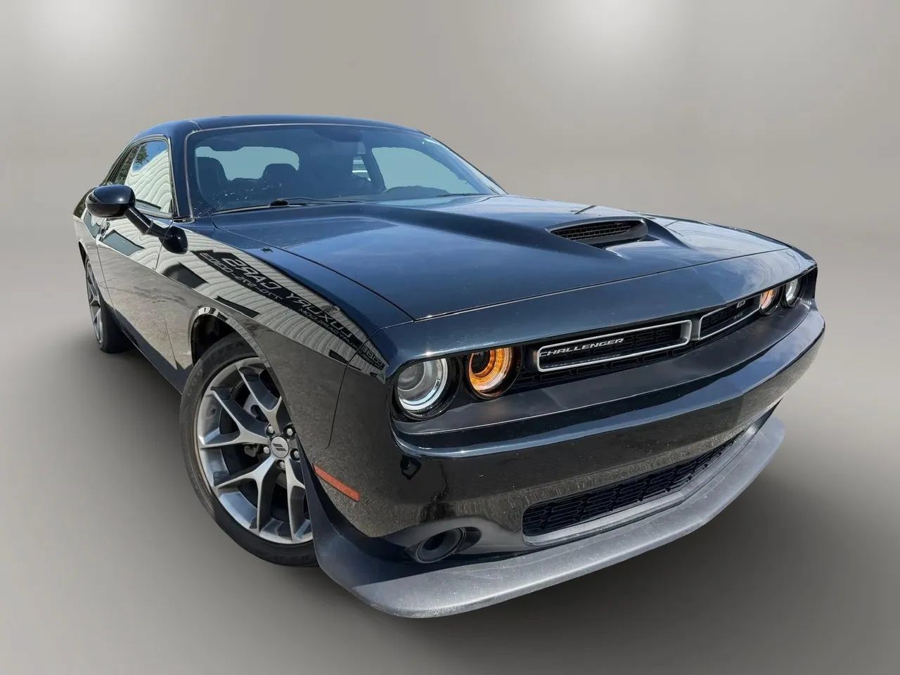 Used 2023 Dodge Challenger GT RWD image 2
