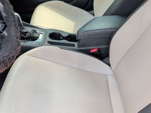 Used 2020 Volkswagen Jetta R-Line w/ R-Line Cold Weather Package FWD image 6