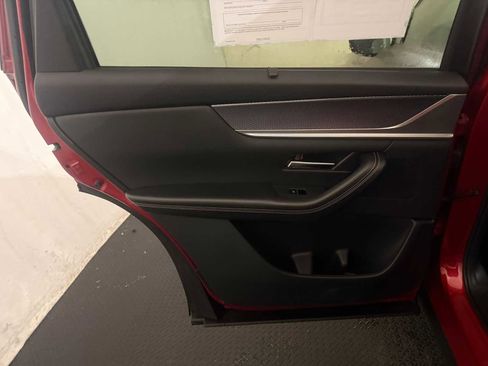 Certified 2025 MAZDA CX-90 3.3 Turbo w/ Preferred Package image 24