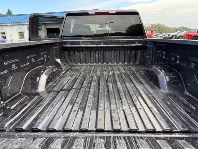 Used 2024 Chevrolet Silverado 2500 Custom w/ Custom Value Package AWD/4WD image 10