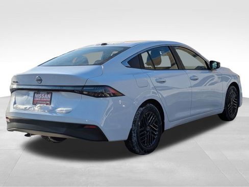 New 2026 Nissan Sentra SV w/ SV Convenience Package FWD image 3