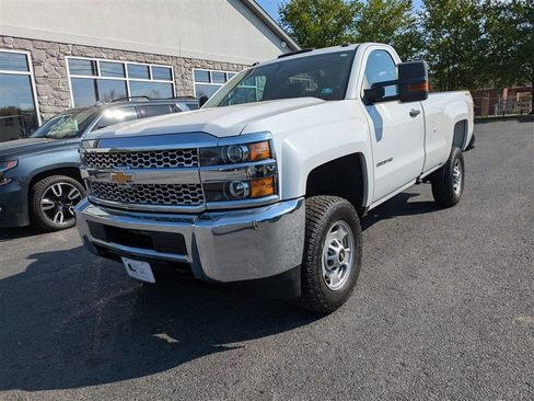 Used 2019 Chevrolet Silverado 2500 W/T w/ WT Convenience Package AWD/4WD image 2