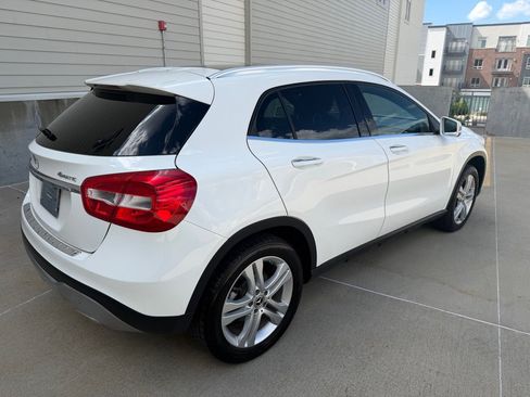Used 2019 Mercedes-Benz GLA 250 4MATIC image 3