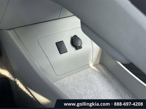 Used 2010 Toyota Prius Five image 25