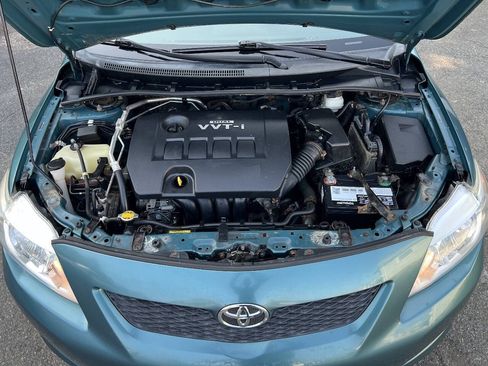 Used 2010 Toyota Corolla LE FWD image 27