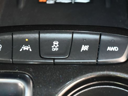 Used 2023 Chevrolet TrailBlazer RS w/ Sun and Liftgate Package AWD/4WD image 29