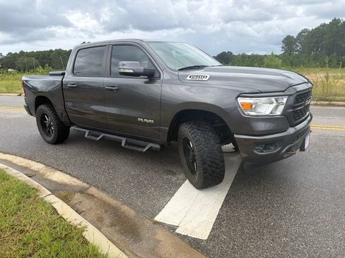 Used 2022 RAM 1500 Big Horn AWD/4WD image 11