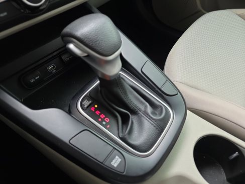 Certified 2022 Kia Soul LX image 19